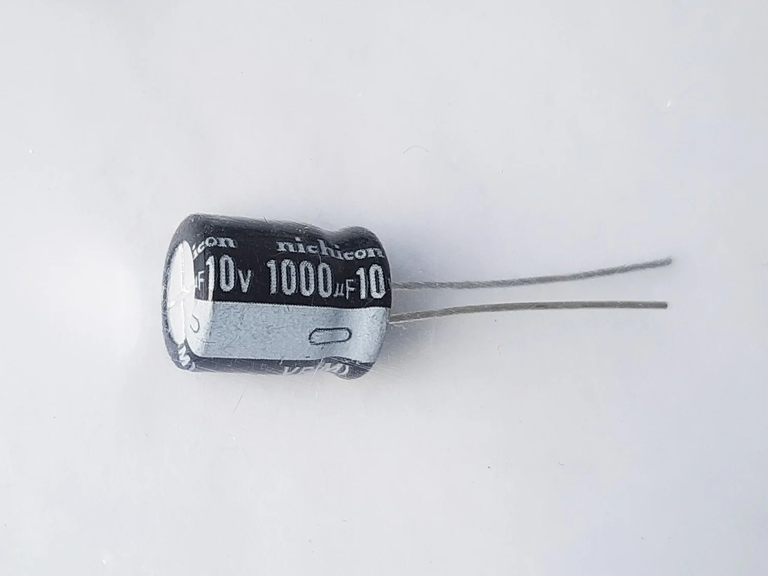 CAP1000uf.jpg