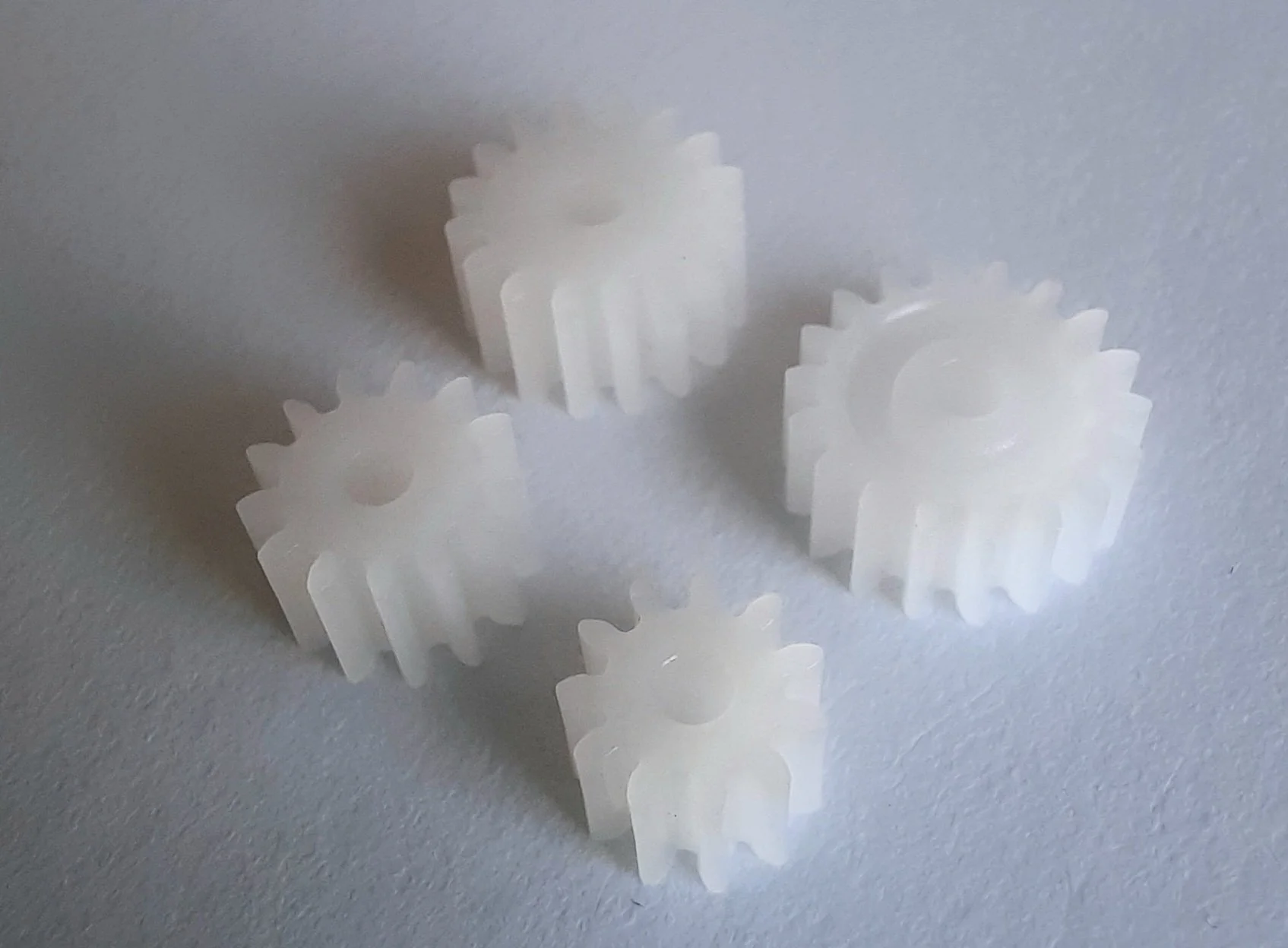 PLASTIC PINION GEARS TO SUIT ST-403 T1 MOTOR (SET OF 4)