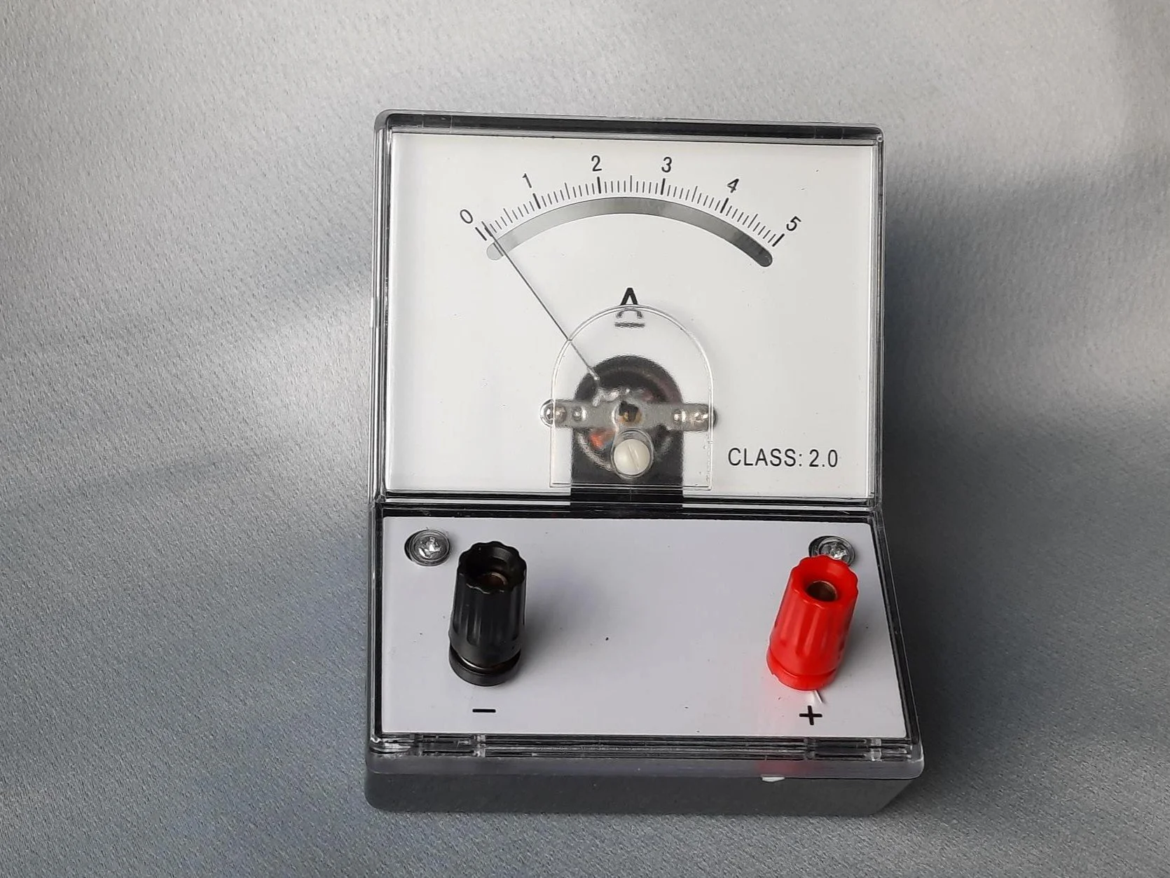 STUDENT BENCH METER 1 RANGE - DC 0-5A