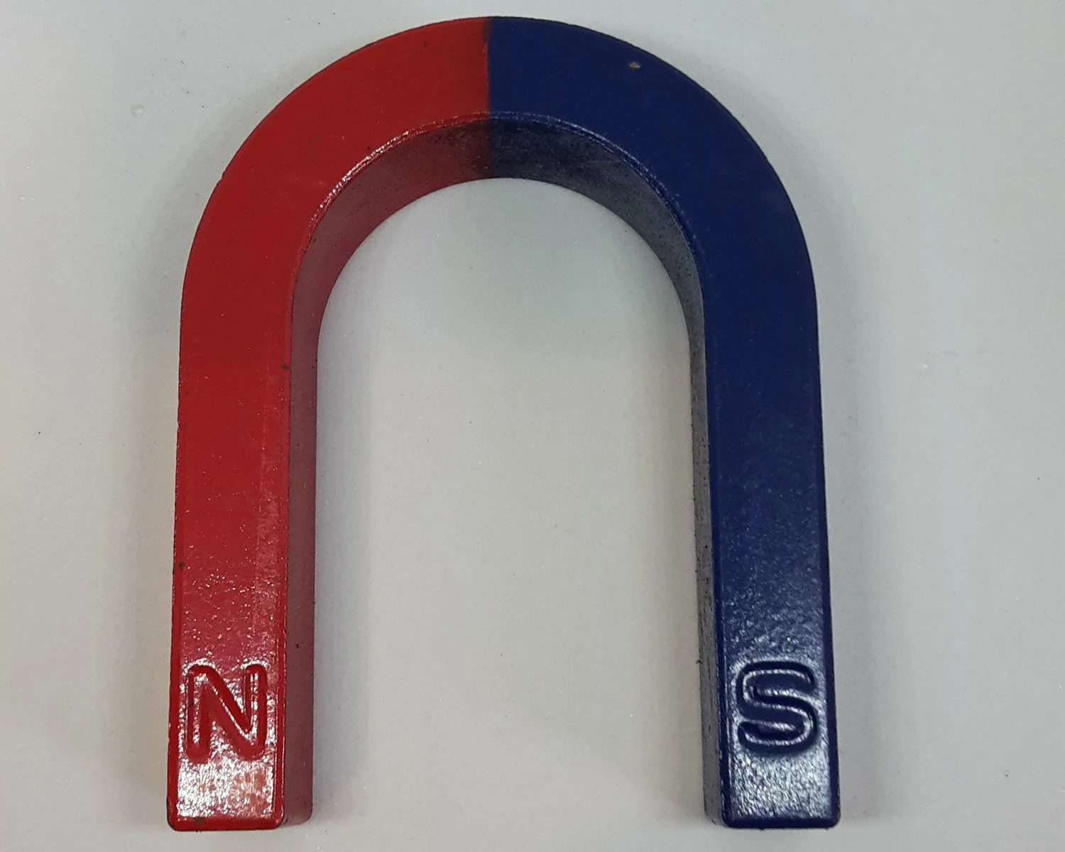 HORSESHOE MAGNET - 80MM - ECONOMICAL