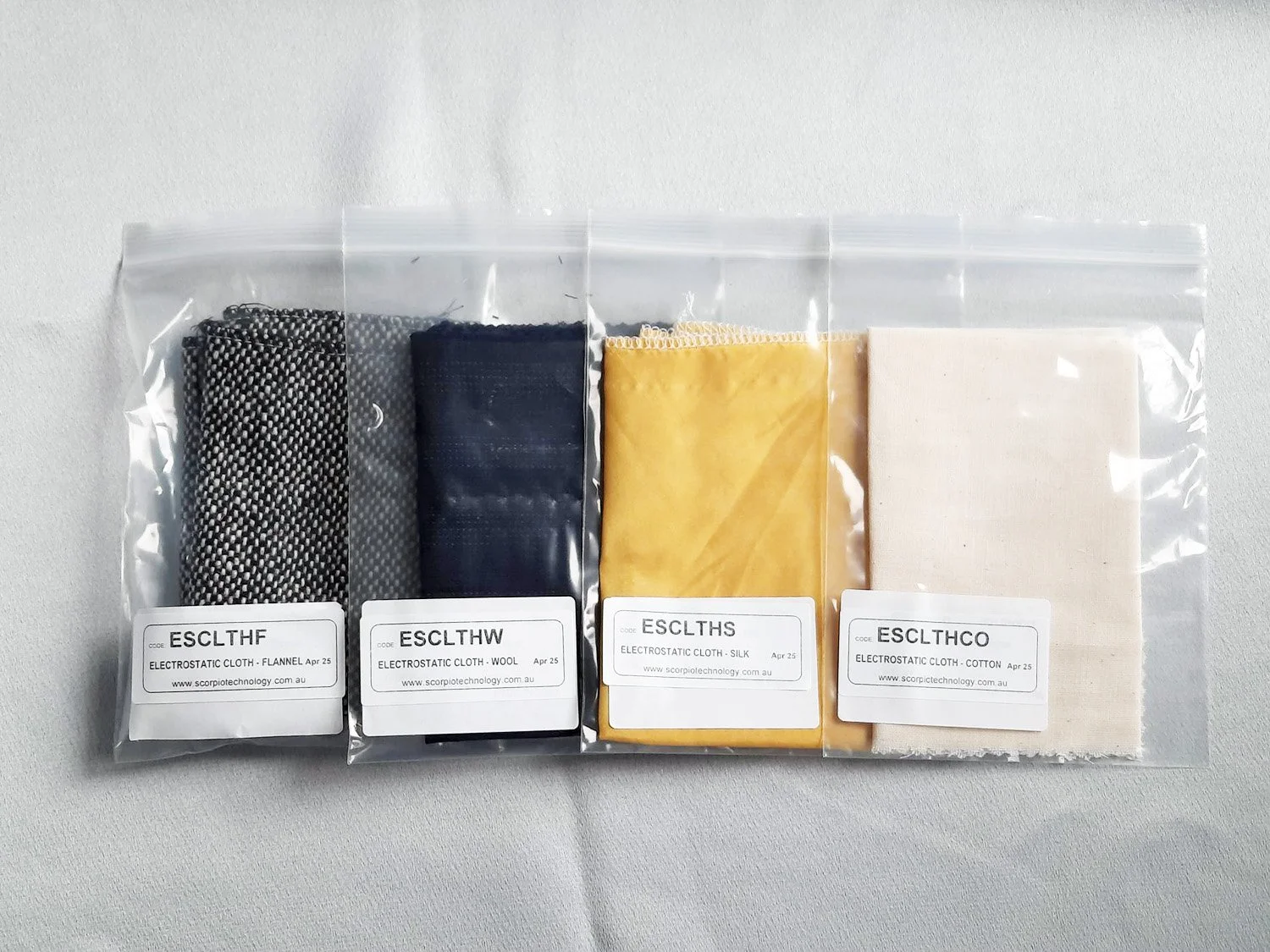 ESCLTH4_Electrostatic_rubbing_cloths_S4_1.jpg