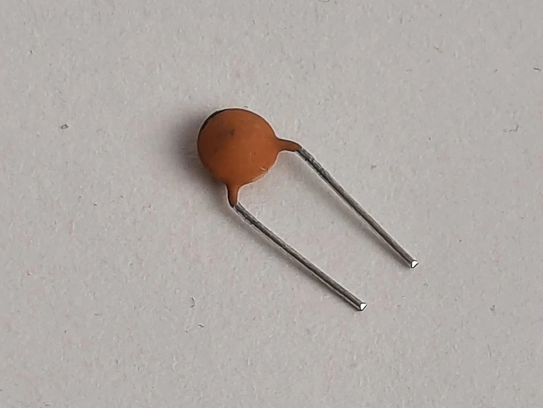 CERAMIC DISC CAPACITORS (PACKS OF 10)