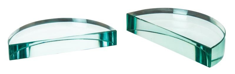 PH0570D_Semi-Circular_glass_block_90x18mm-pair.jpg
