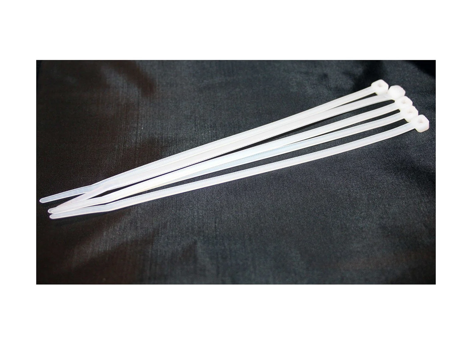 CABLE TIES - 100 X 2.5MM WIDE - WHITE (PACK OF 10)