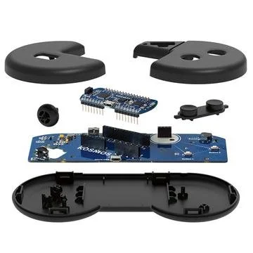 SN620141_codegamer_model4.jpg