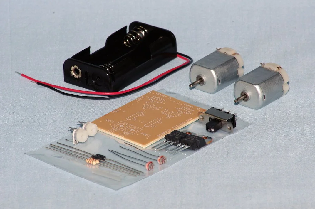 ROBOBUG_kit_2015_01.JPG