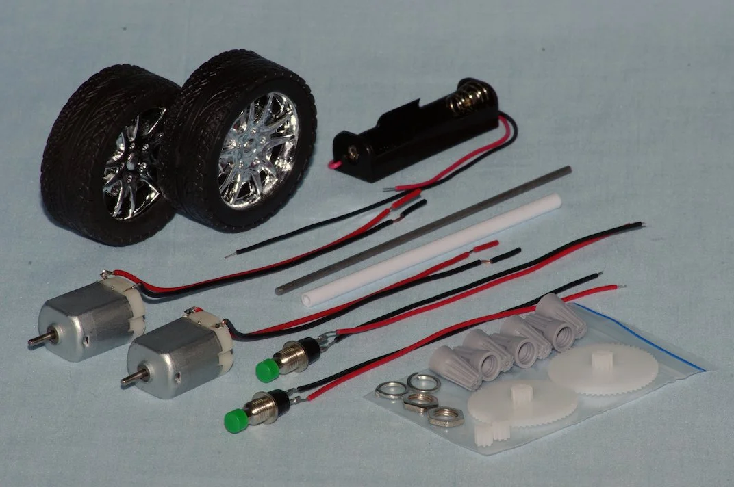 MARK-NS_kit_2015_01.JPG