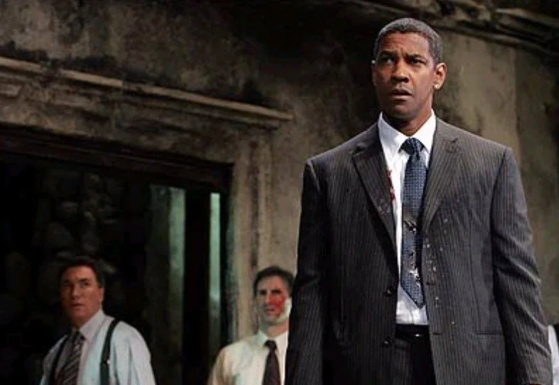 The strange phenomenon of entrance applause, and why shows try to avoid it