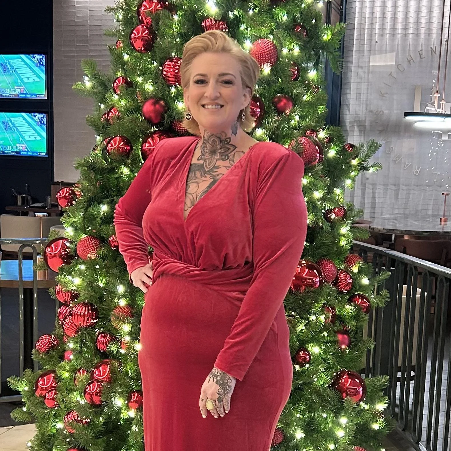 Marcie, Salon Owner and Master Stylist from Sage and Mane Salon Mebane. Marcie is a color specialist with an emphasis in Blonding and color corrections.