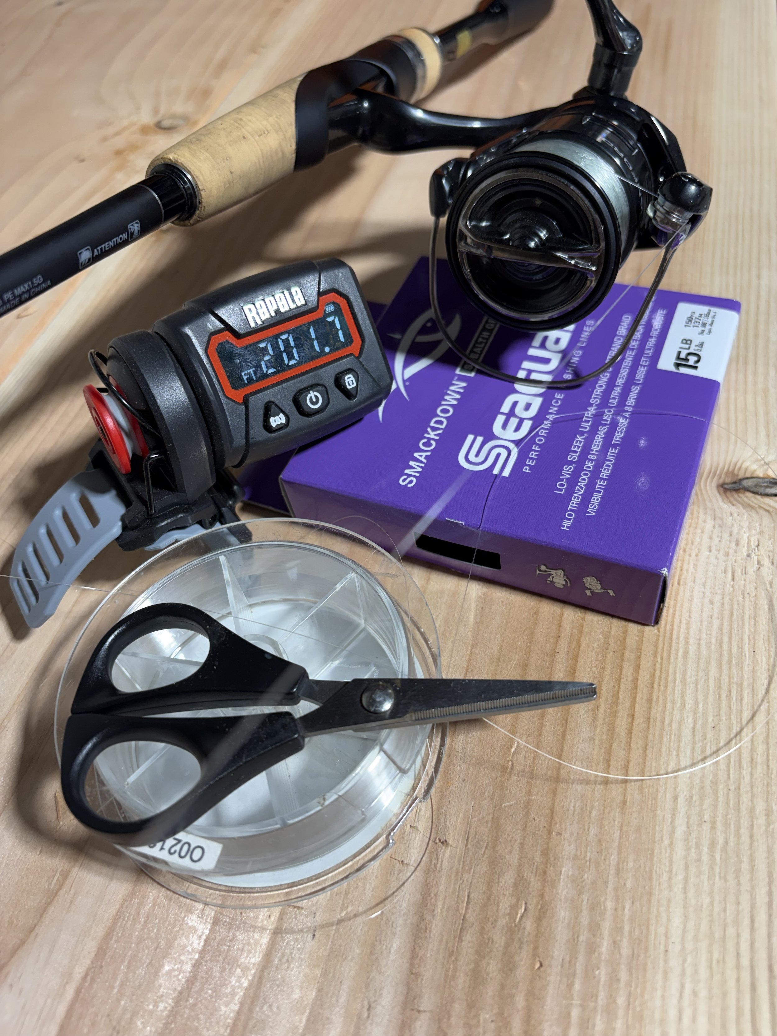 31 pc ice fishing rod combo kit Premier Series 2.0 and its patented ergonomic Size:2/0 - 25 pk. Eagle Claw Trokar Octopus