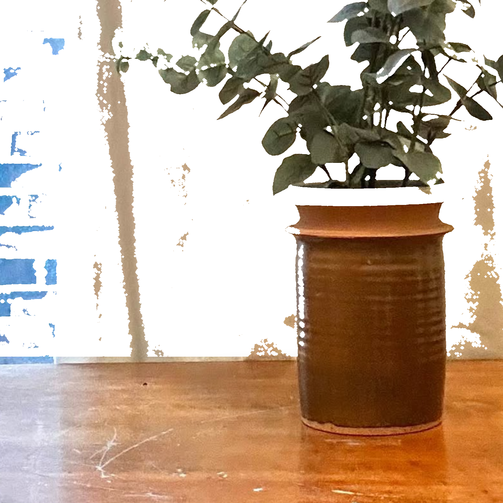 stoneware_table_studio_white.png