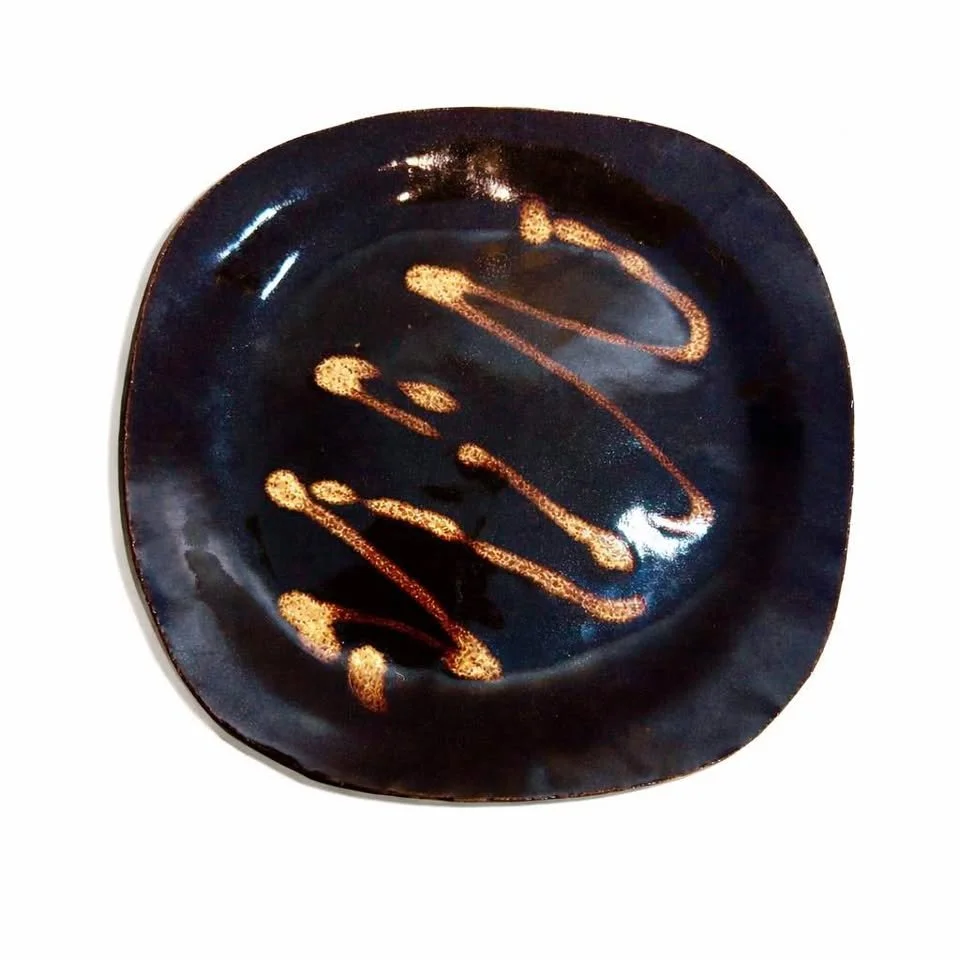 Signed Studio Charger Plate, Black Glaze & Ochre Slip