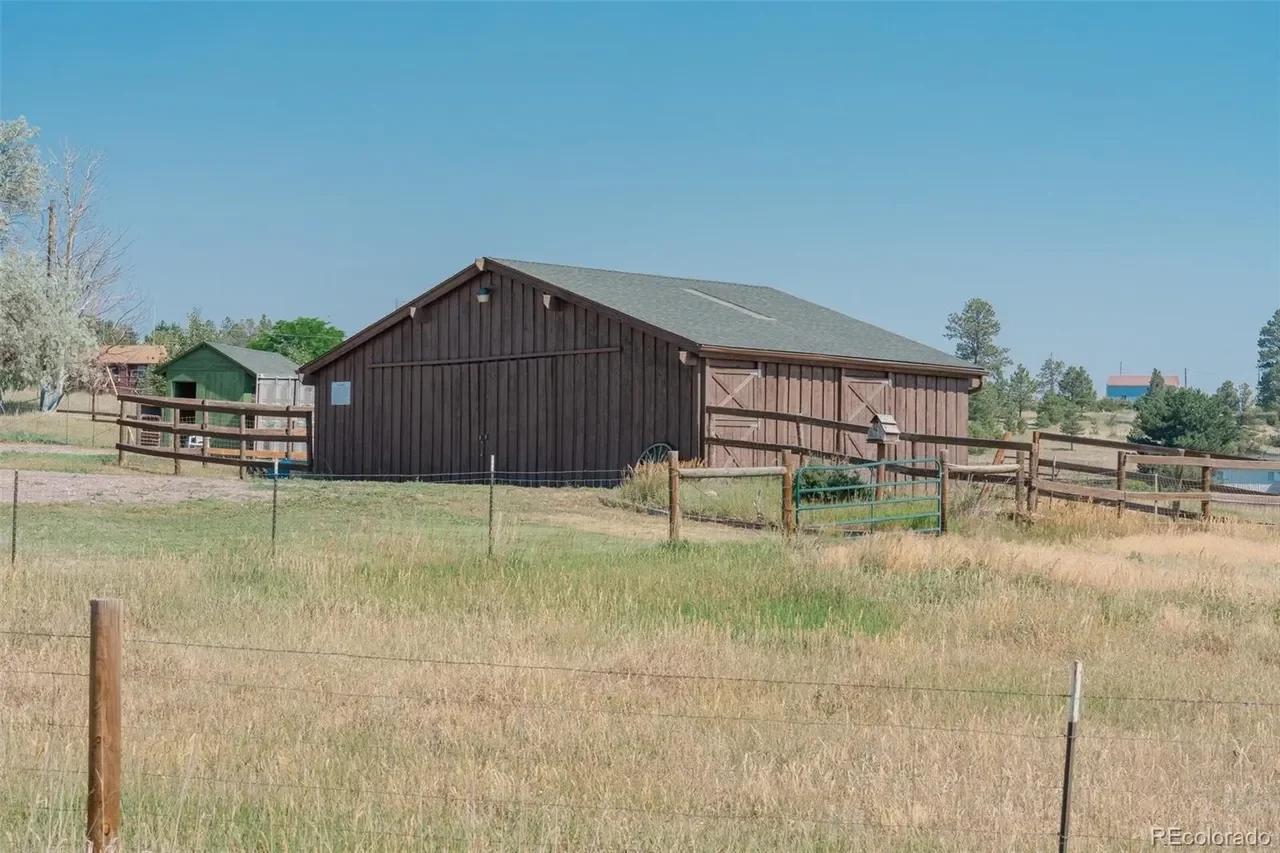 809 Buffalo Trl 17.webp