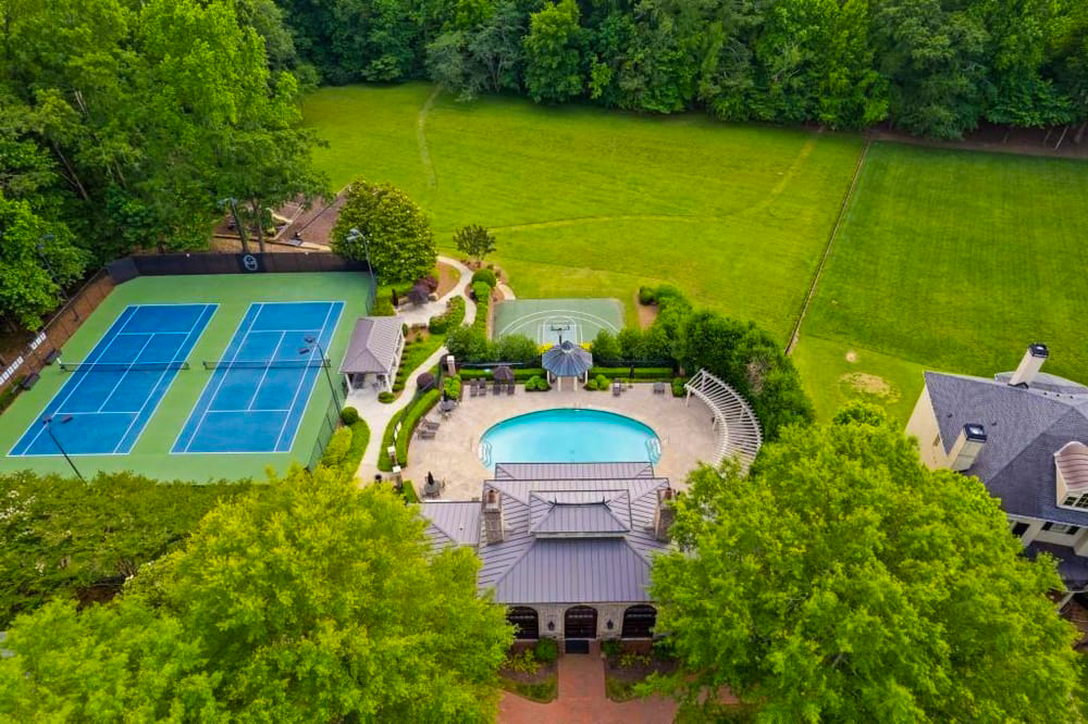 Conservatory Amenities.png