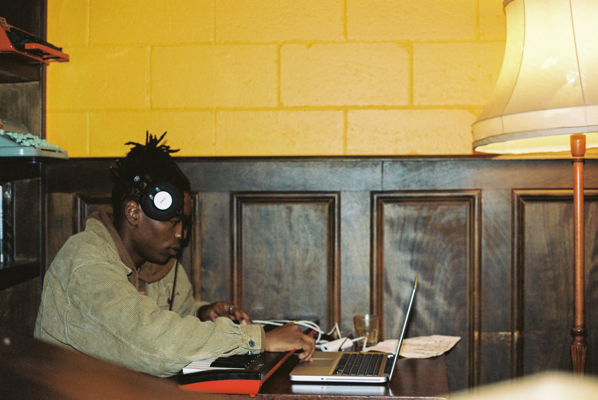 Shush - Raiza-Waguan-1.jpg