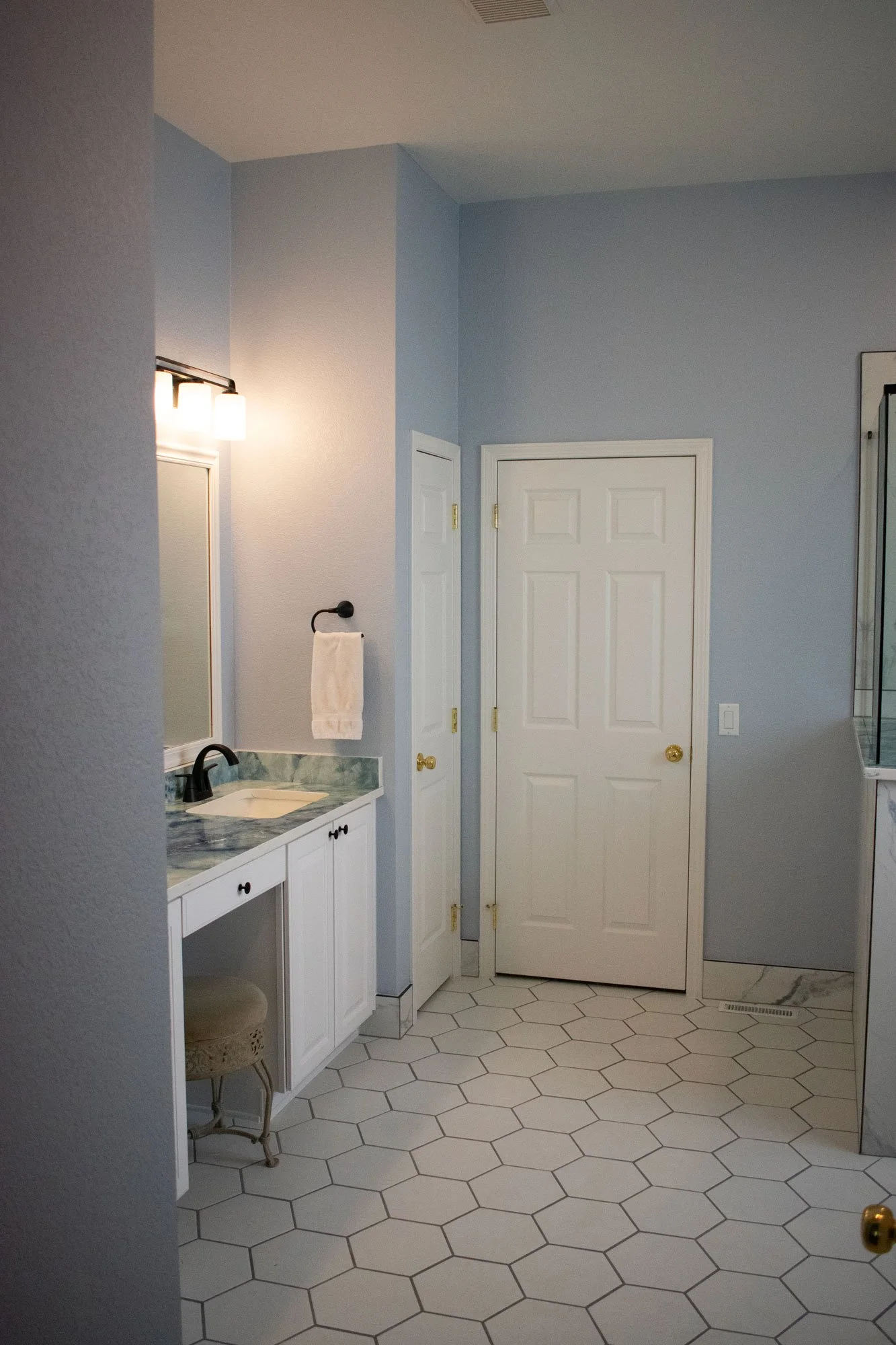 Primary-Bathroom-6-26-11.jpg