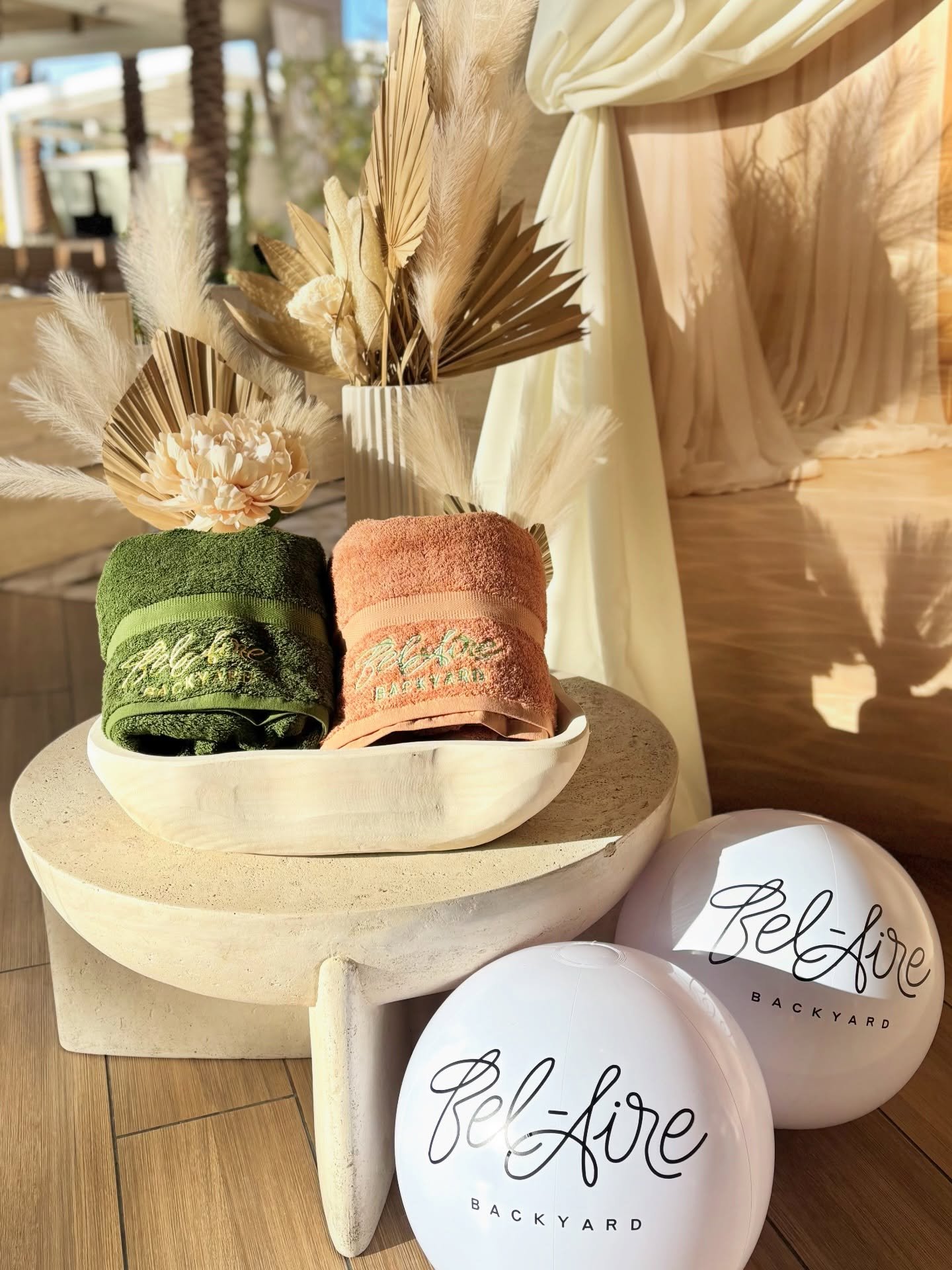 Bel-Aire 2026 Auditions 🌾🌵🌴

#belaire #lasvegaspoolpartys #lasvegaseventsplanner #lasvegasdecor #eventdecoration