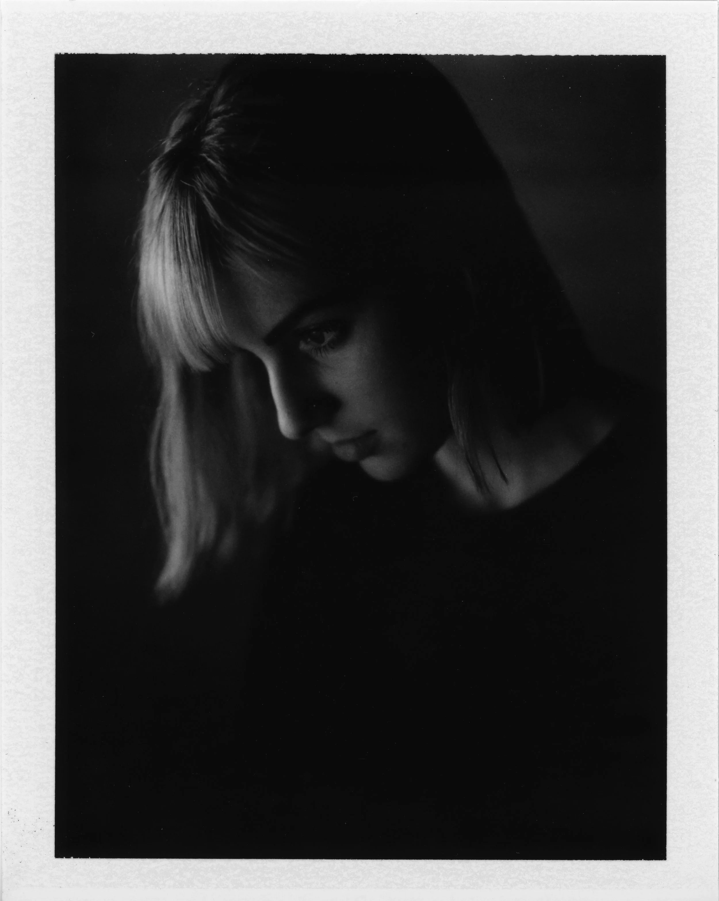 Elly_cozmic_pos005 copy.jpg