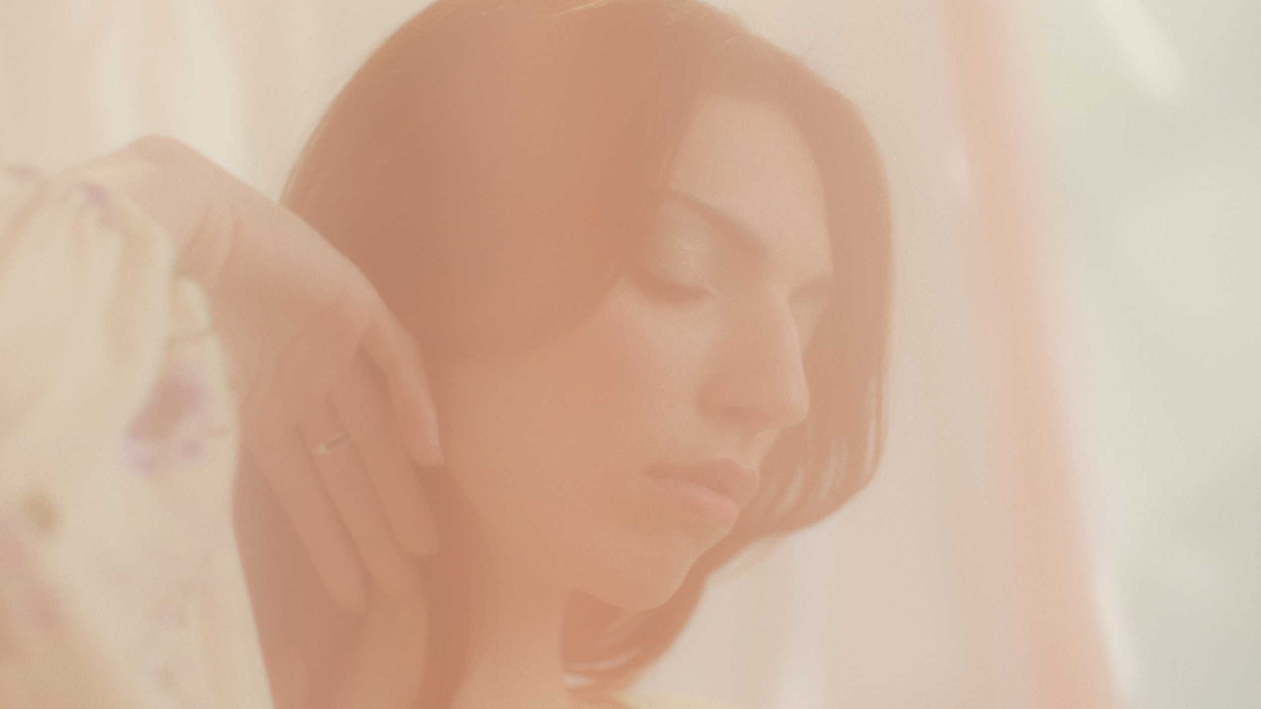 CHANEL SPEC_SOCIAL 16mm_FINAL (04.04.23).00_00_47_18.Still009.PNG