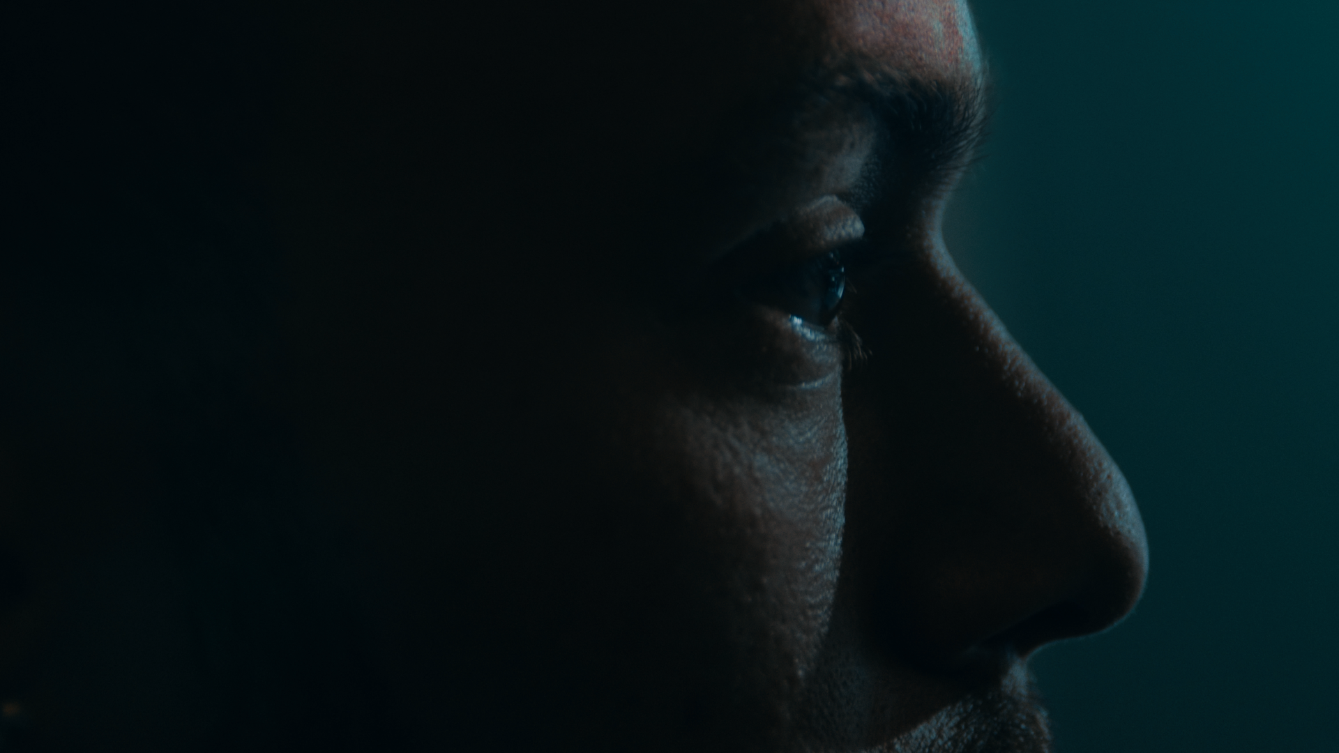 BOSE_003 (FINAL) PICTURE LOCKED.00_00_18_05.Still007.png