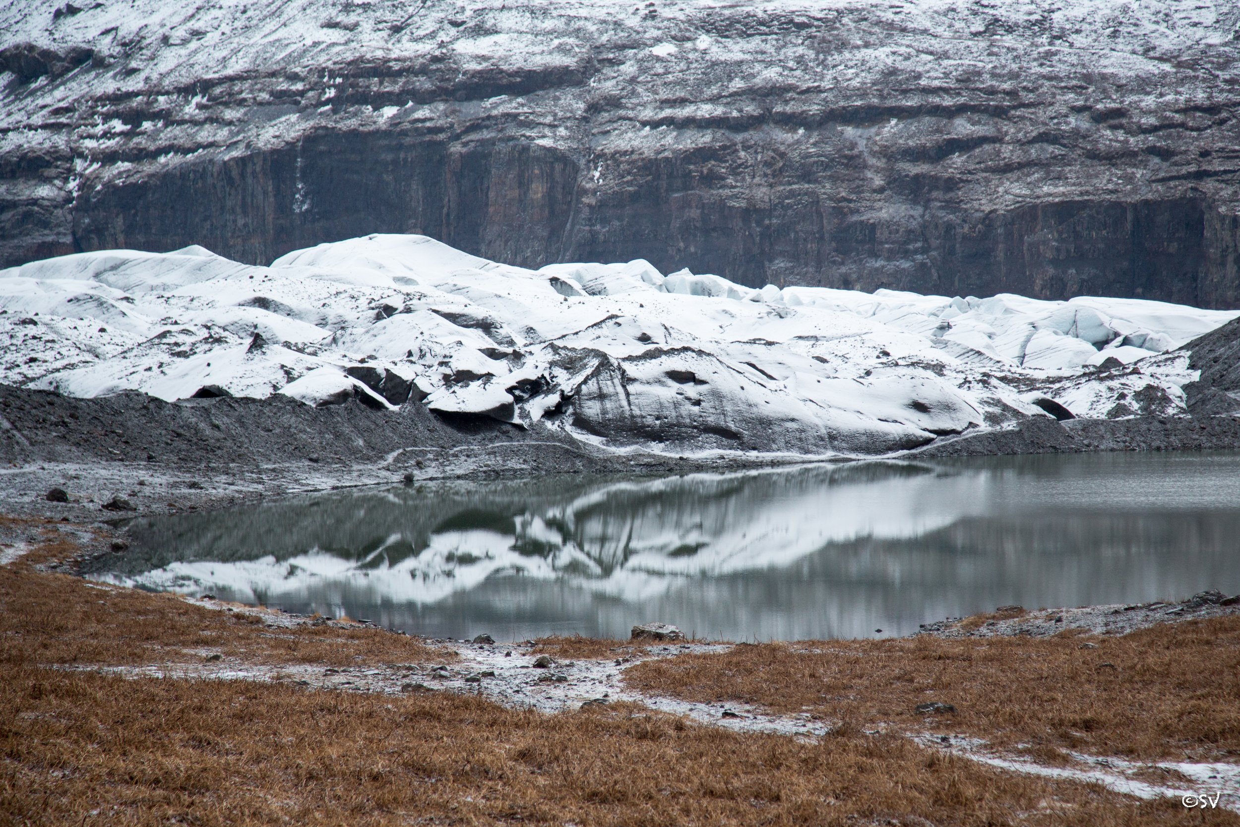 Interstellar, but on earth. (Svínafellsjökull, Iceland)