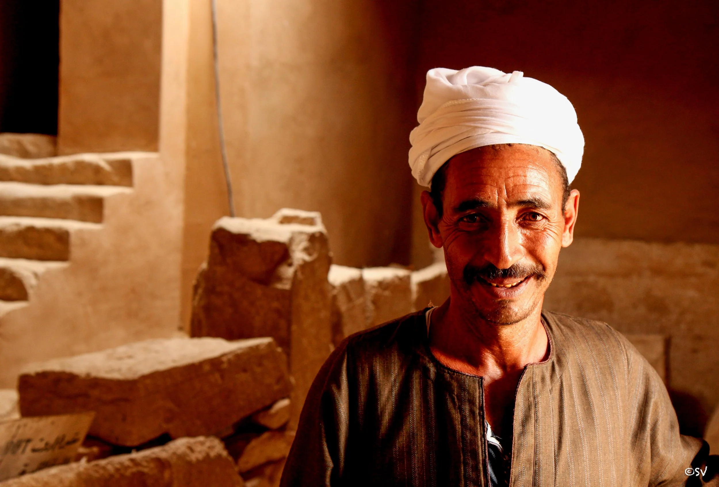 A warm smile breaks down all language barriers. (Cairo, Egypt)