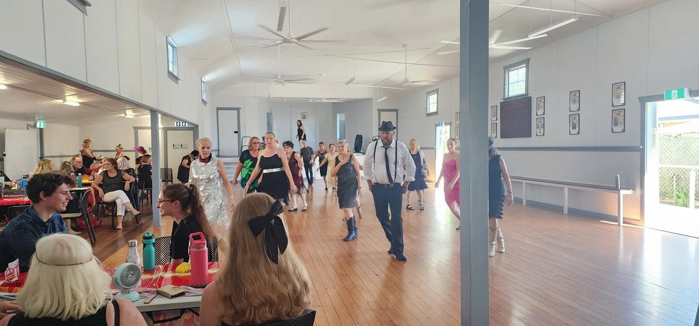 Beutifull wooden floor ideal for dancing a storm!