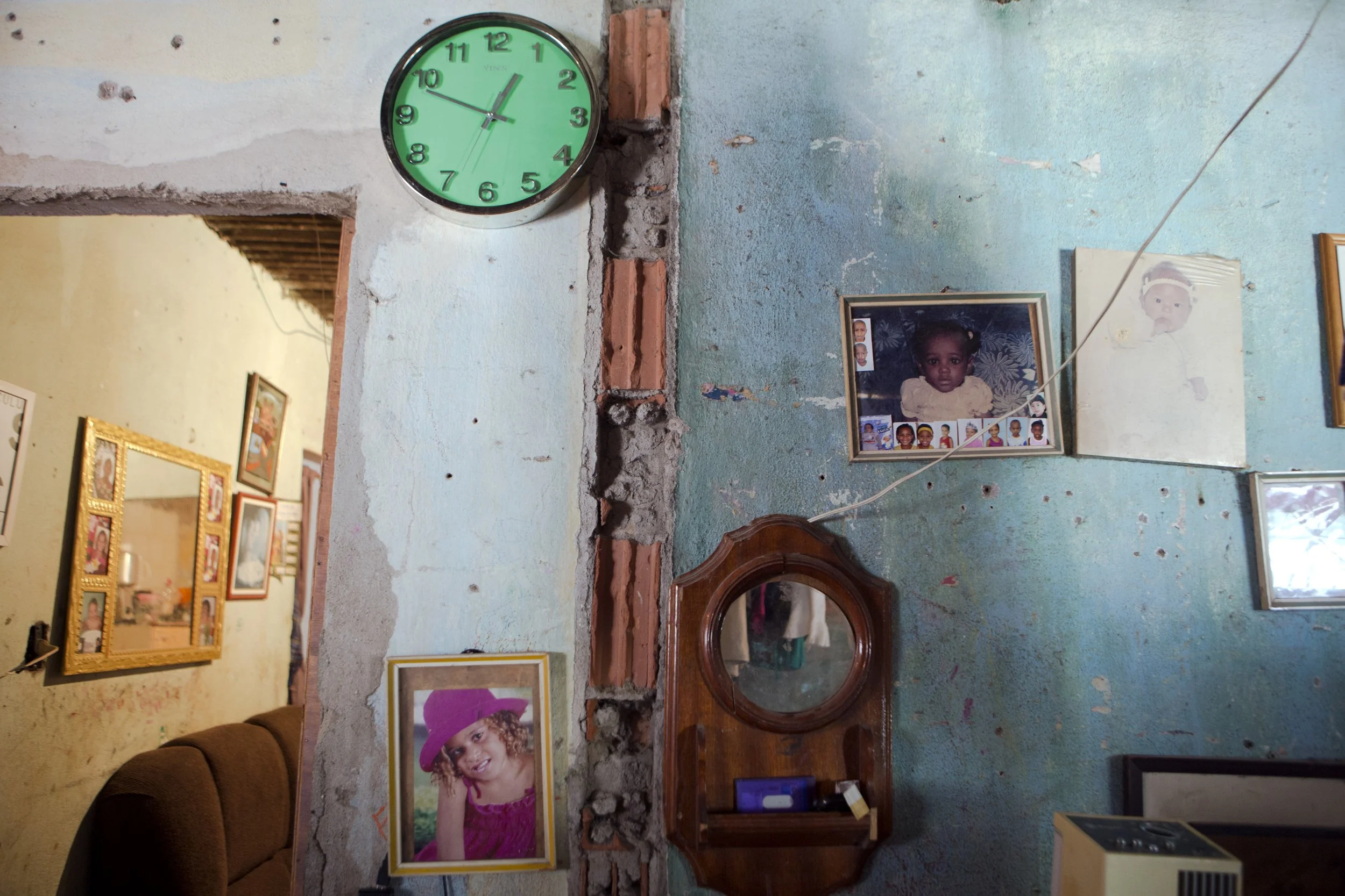 Anaderges House, Vigário Geral 2013.jpg