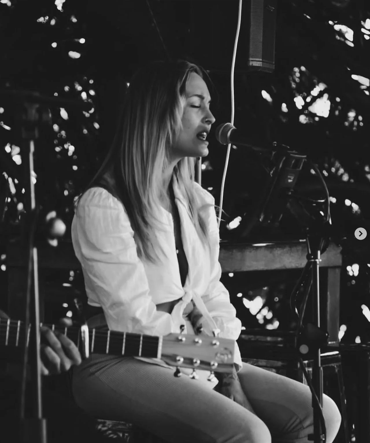 Professional female vocalist performing live at a Jackson Entertainment Queensland wedding or event