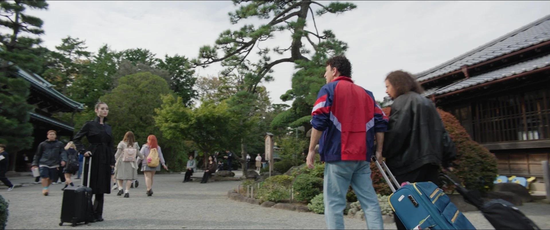 Steadicam Reel_00_00_18_06.jpg