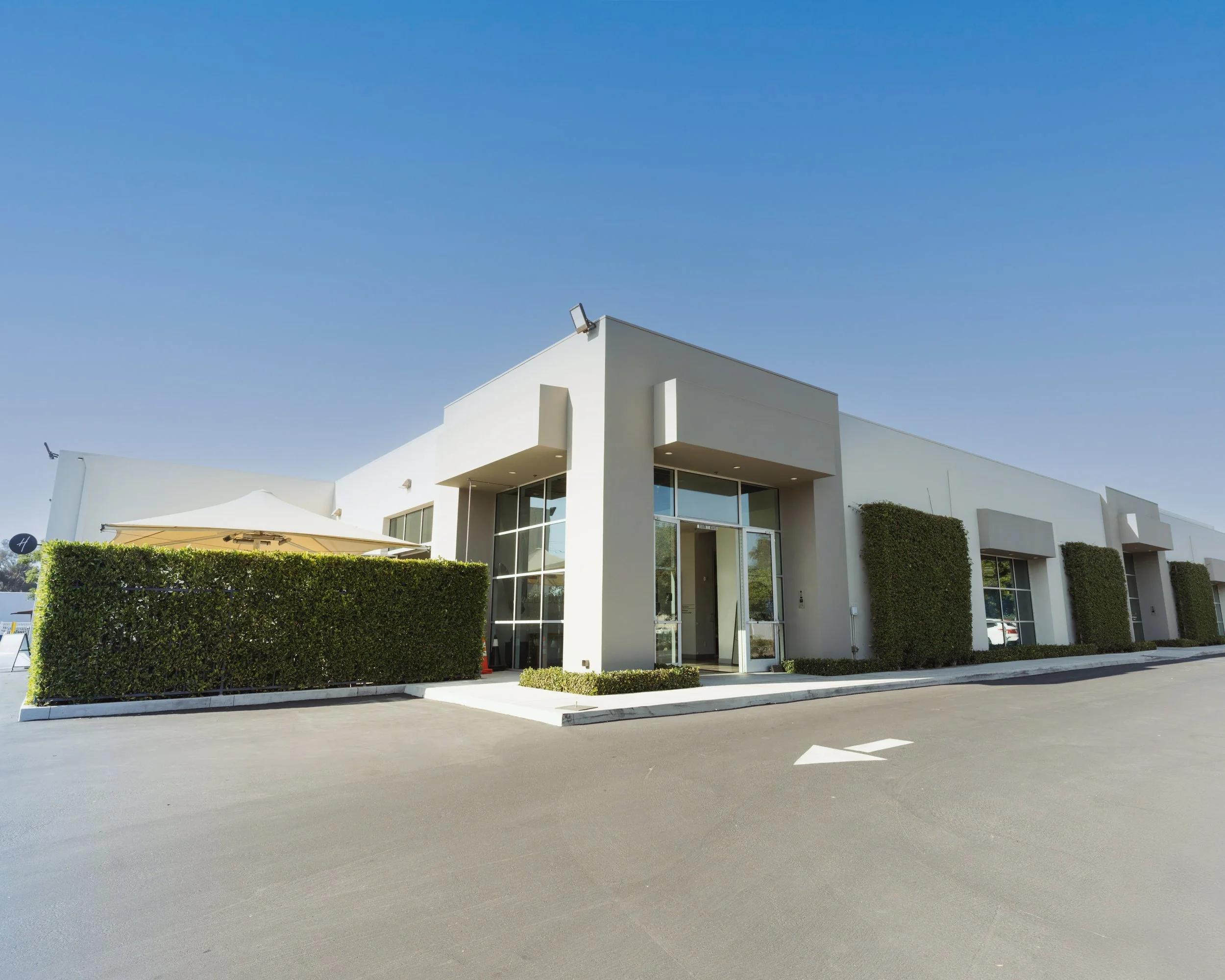 Gillette House. Modern event venue in Orange County. Modern Warehouse, natural light.