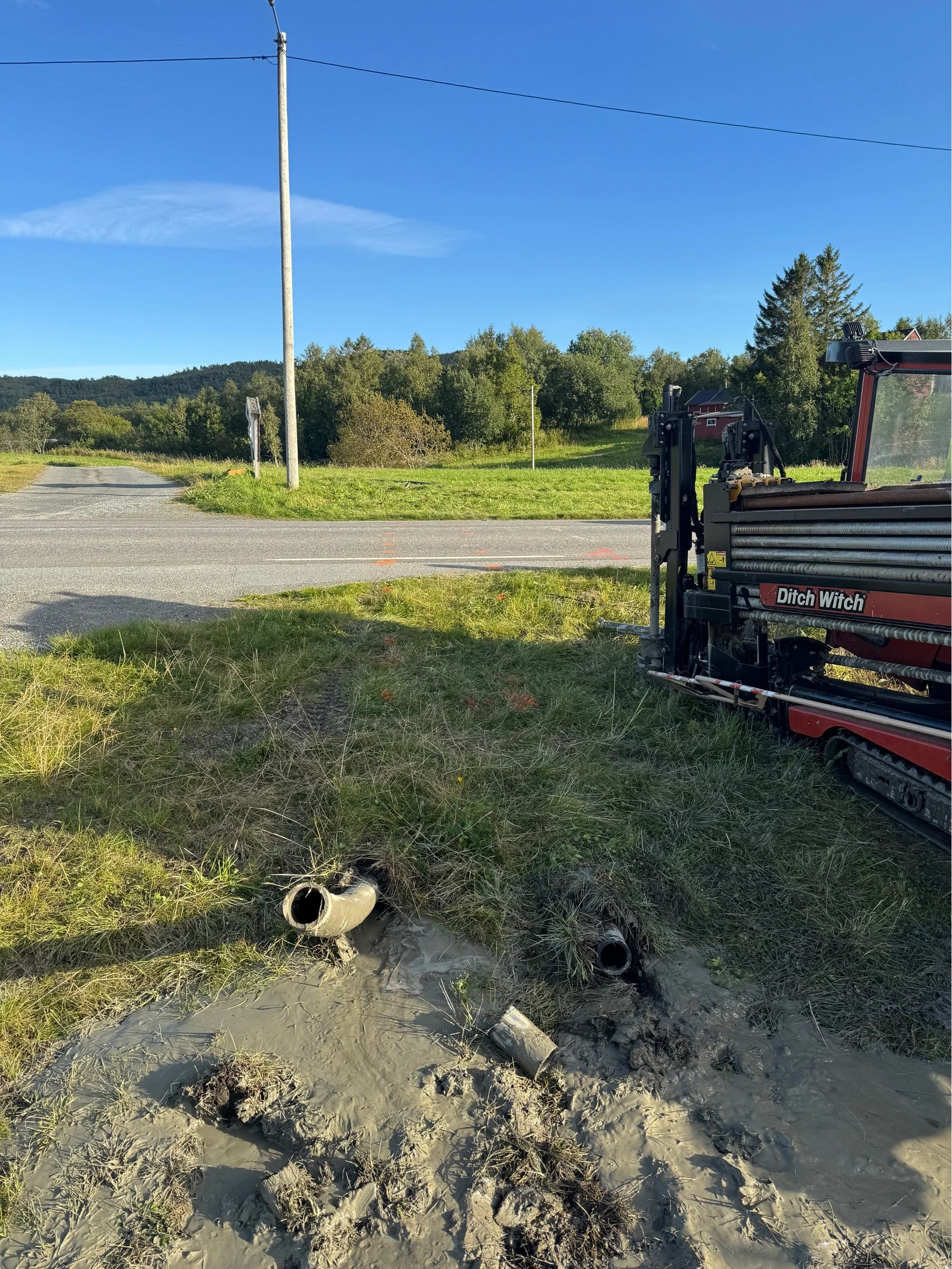 Styrt Boring gjennom veg