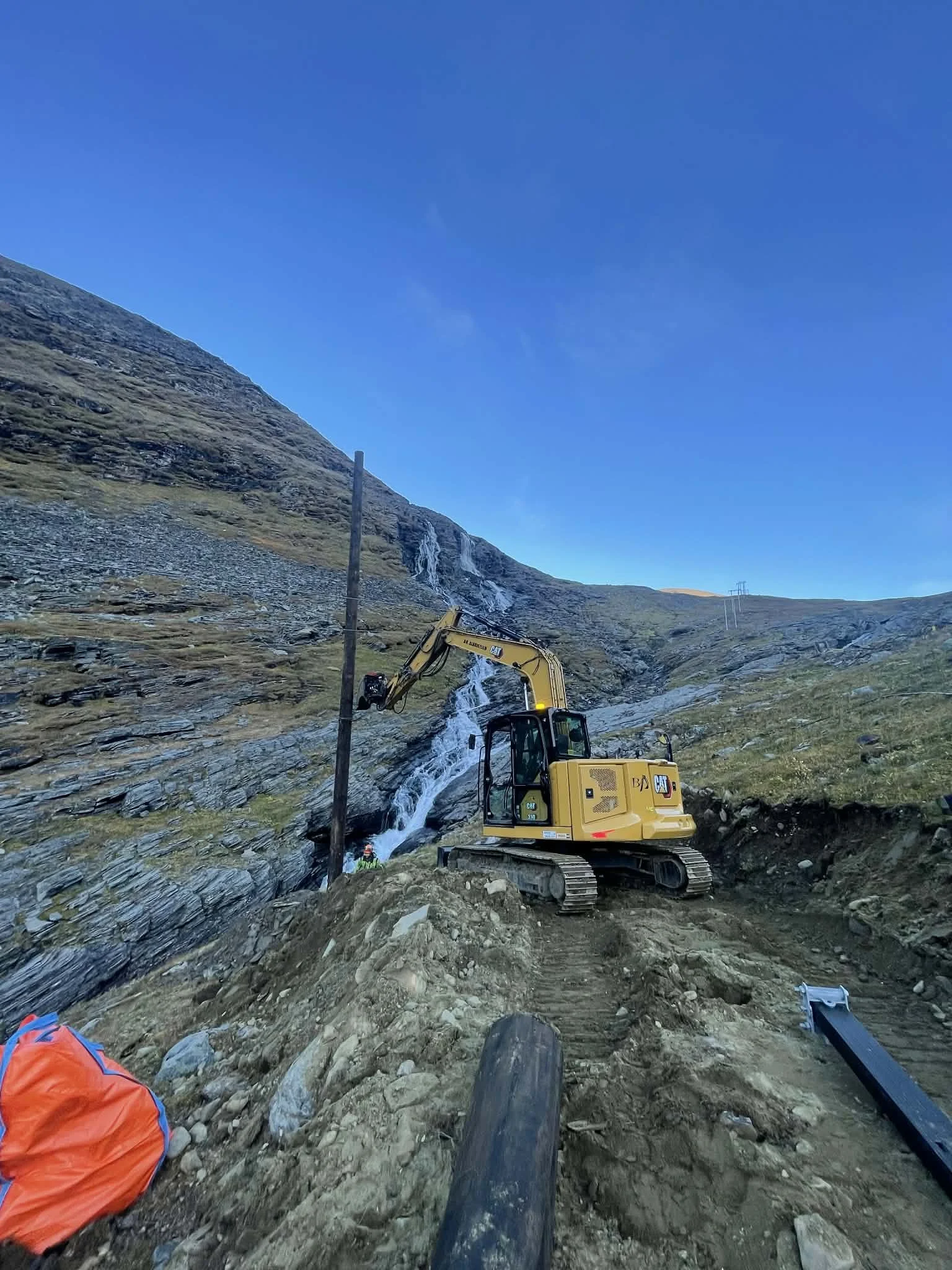 Linjebygging med gravemaskin