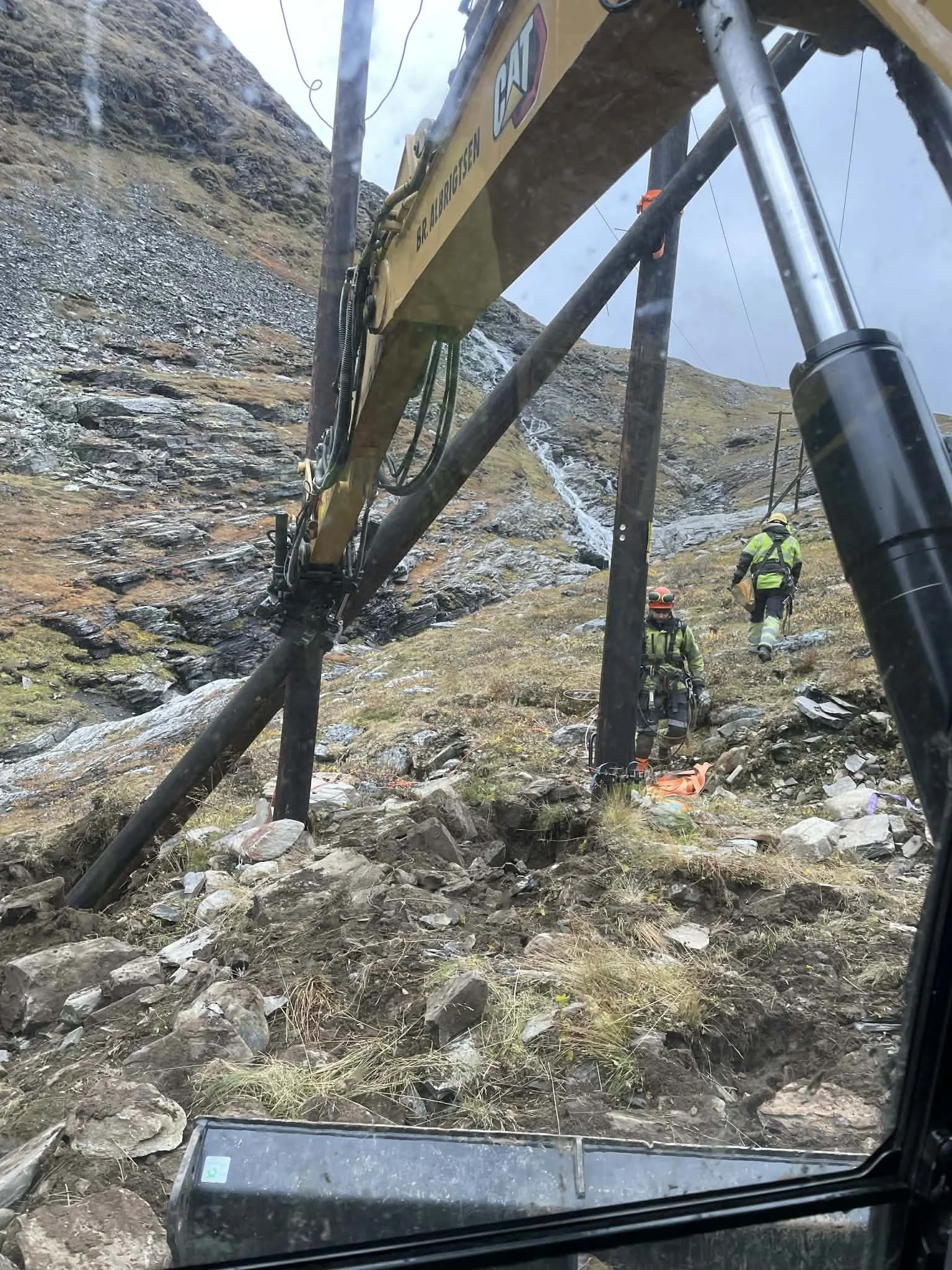 Linjebygging med gravemaskin