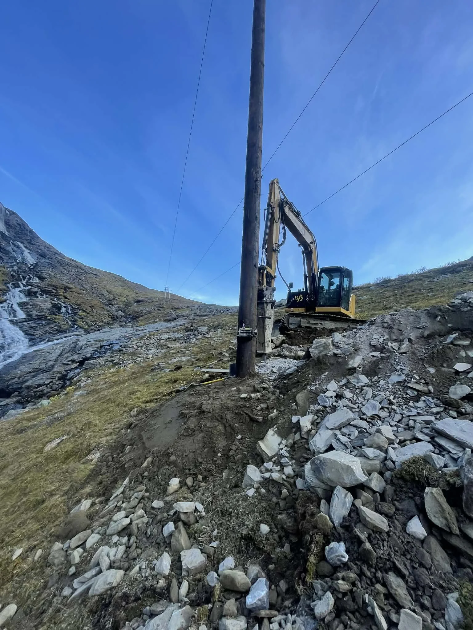 Linjebygging med gravemaskin