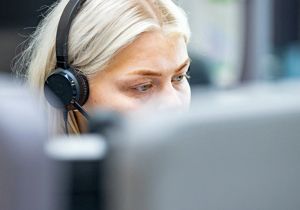 Laadukas asiakaskokemus tärkeintä, puhelin pitää pintansa kanavien ykkösenä