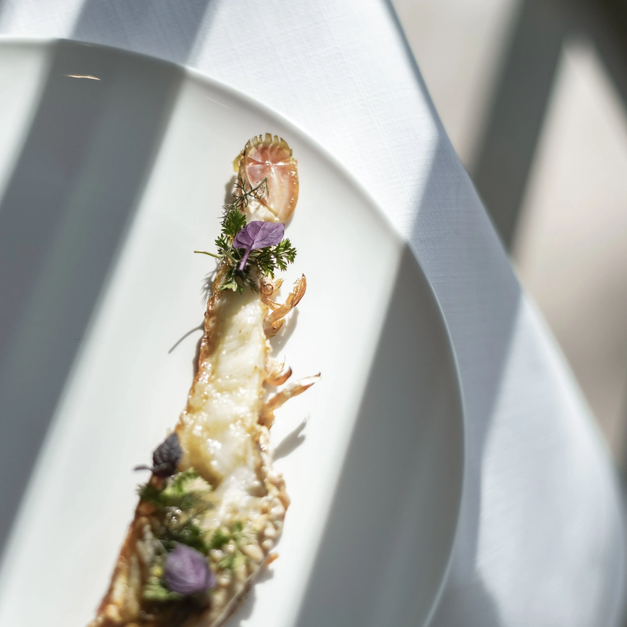 gevulde langoustine poot bij restaurant marquize westende