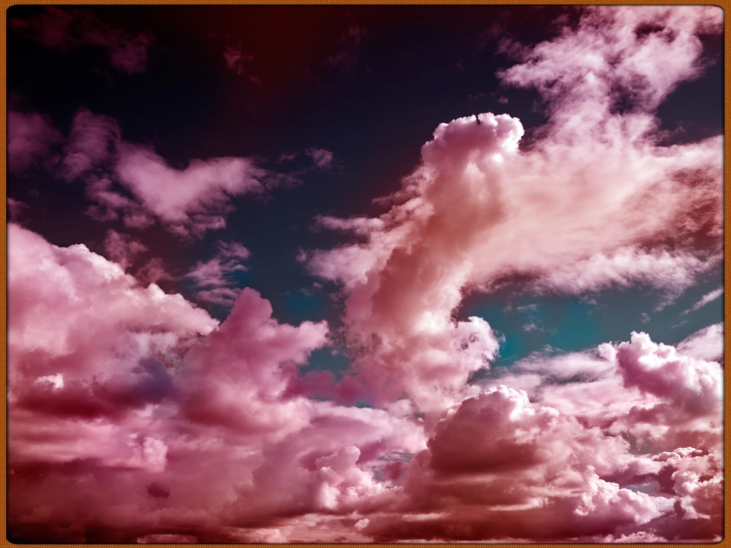 clouds10a.jpg
