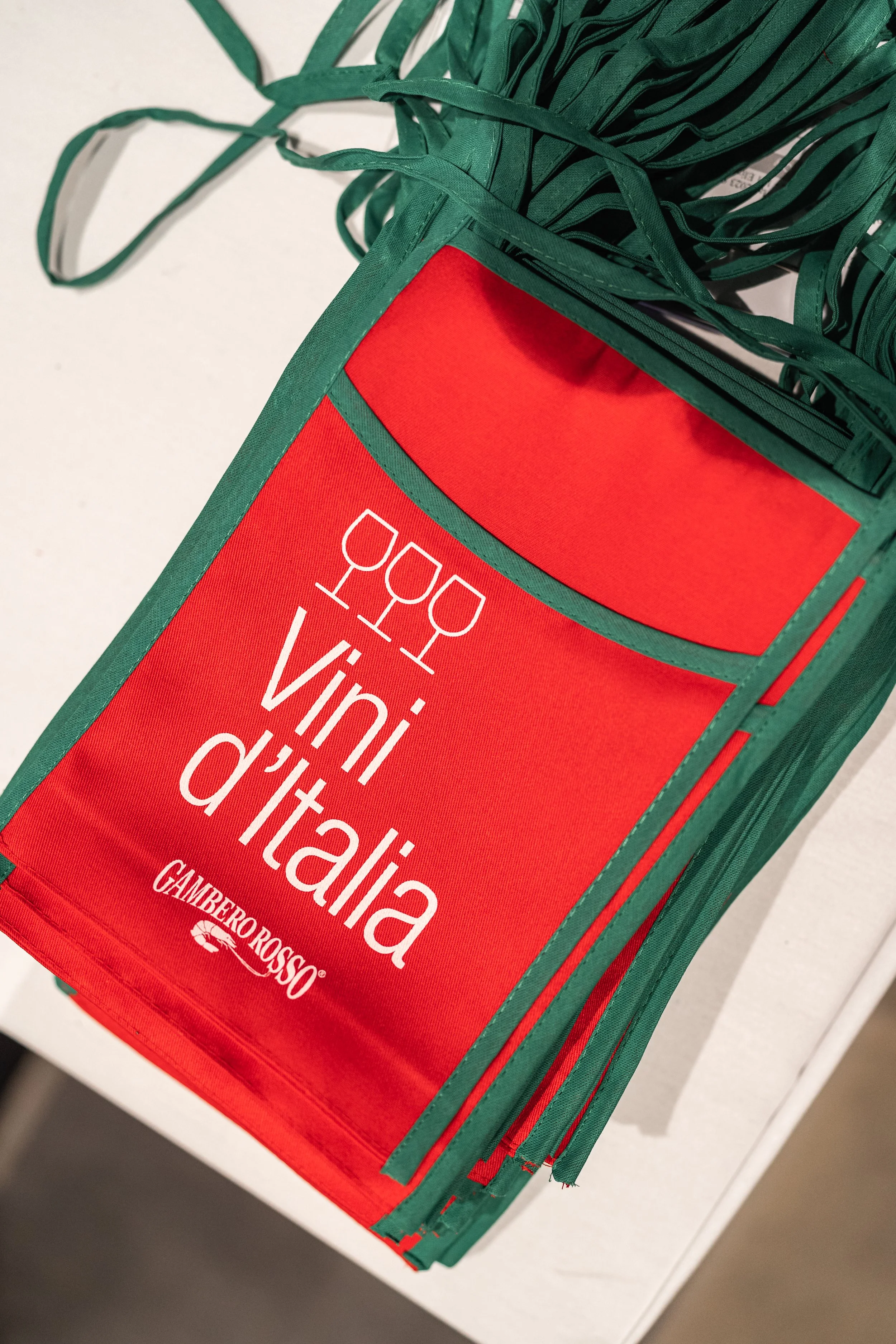 091 DSC09568Italian wine tasting.jpg