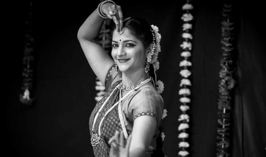 Sharvari Bhide Limaye performing Kathak, black and white portrait in classical dance pose.