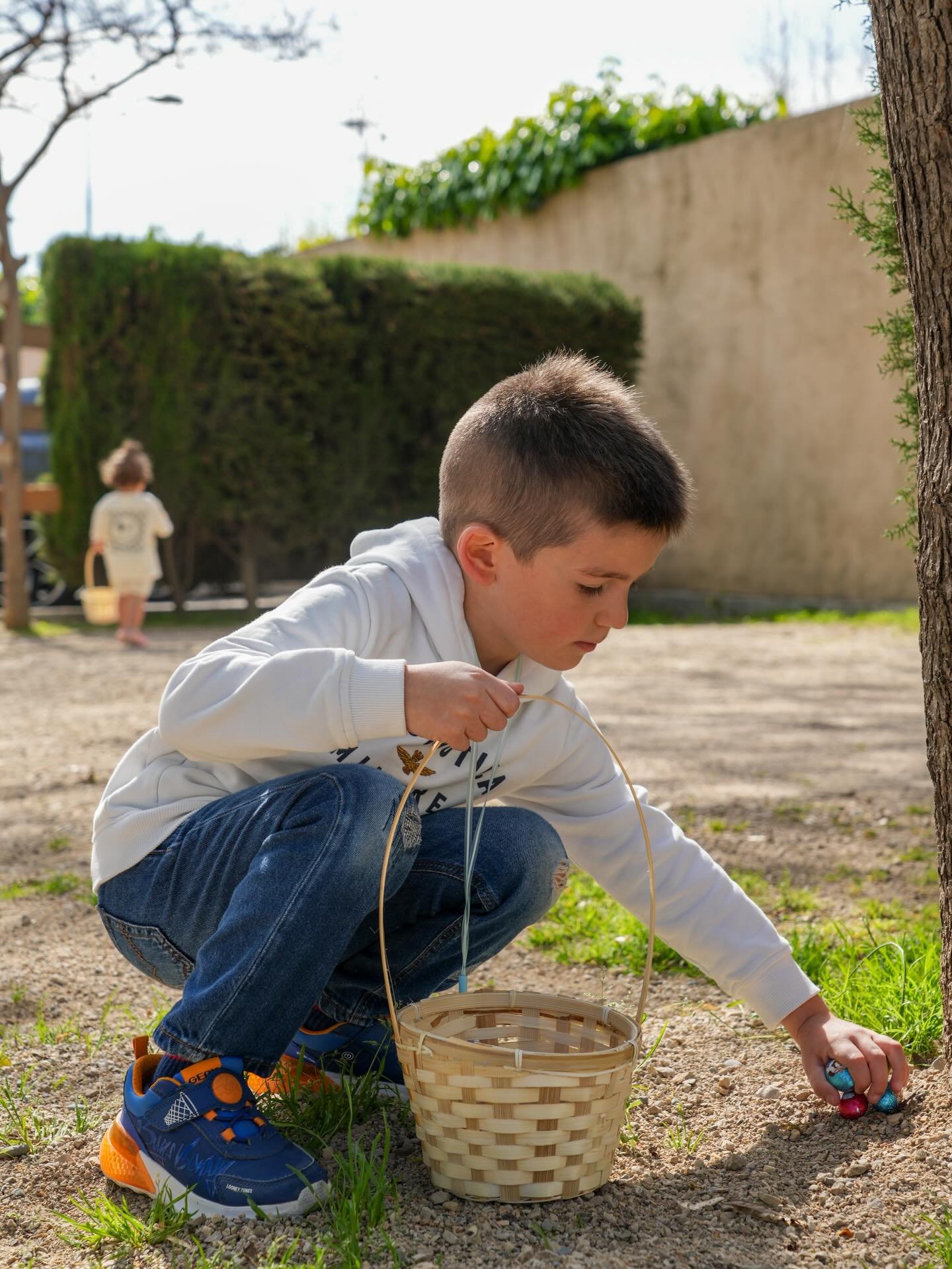 🇫🇷 Retour en images sur notre grande chasse aux &oelig;ufs de P&acirc;ques qui a r&eacute;uni petits &amp; grands enfants ! 🪺 

Joyeuses P&acirc;ques sur la C&ocirc;te d&rsquo;Azur ! 🐣💙

&mdash;

🇬🇧 A look back at our big Easter egg hunt, brin