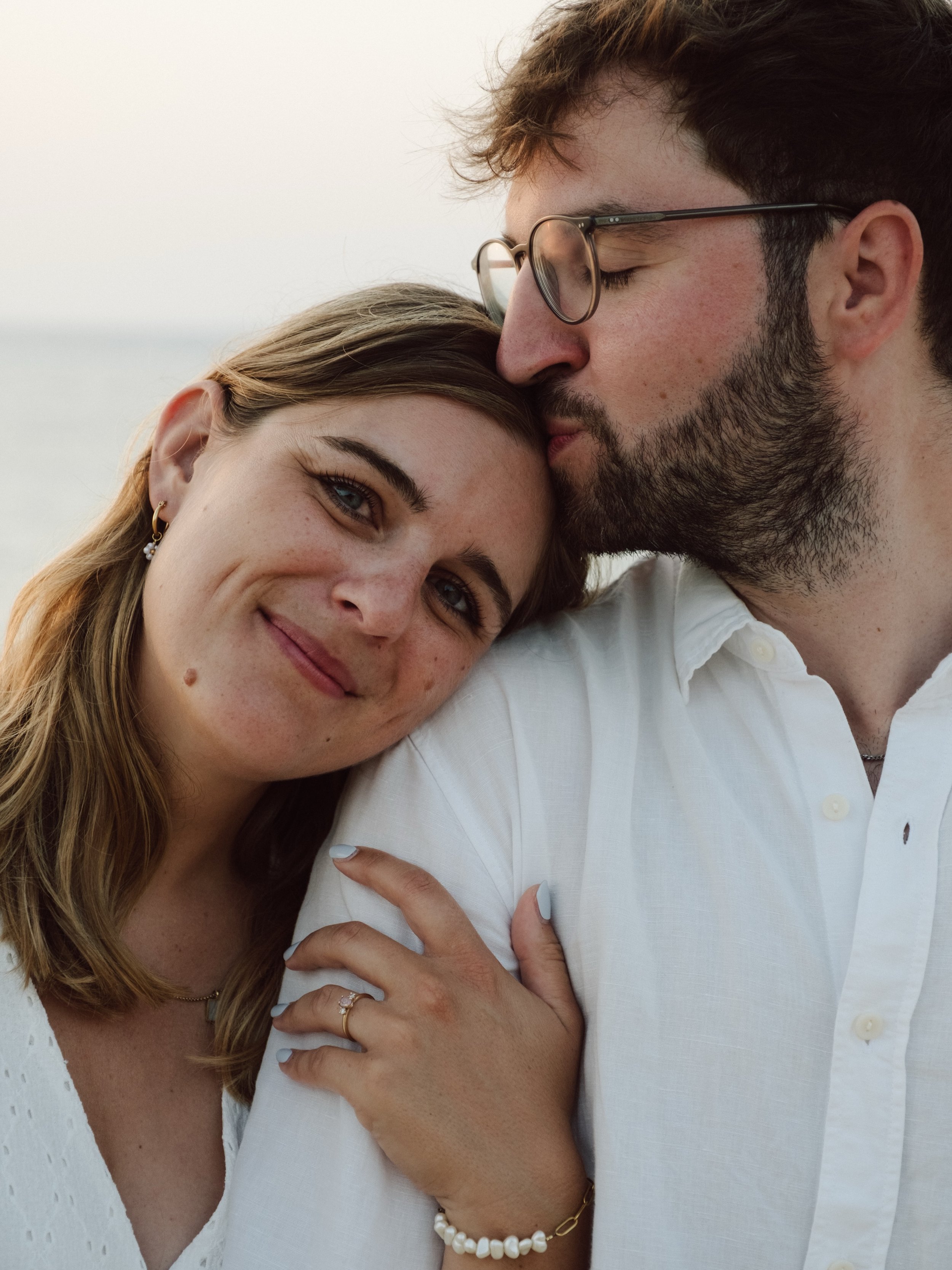 black and white or colour - what do you prefer? 🩷 

______

Keywords: couple photography, couple session, romantic couple photos, vienna photographer, couple photoshoot, wedding photographer, cinematic photography

#viennaphotographer #couplephotogr
