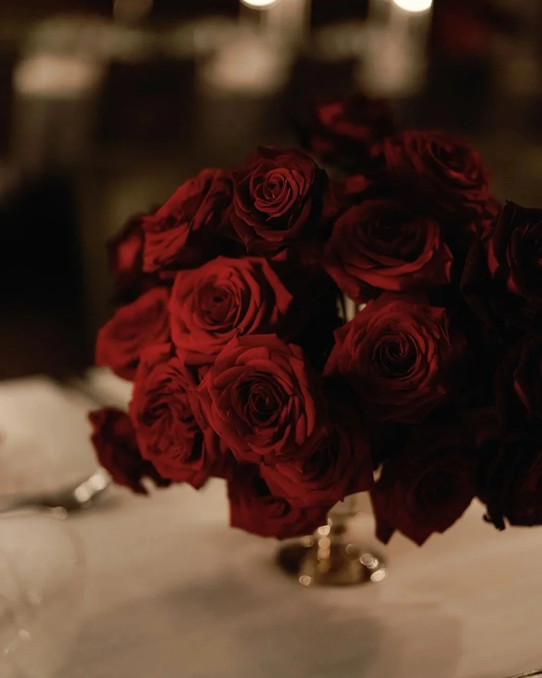 Redroses+centrepiece+The+Ned+London+So+BloomingBeautiful.jpg