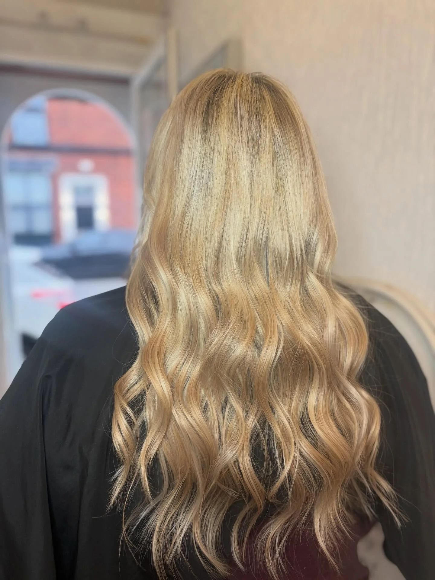 Rapunzel hair👸🏼

Full head tapes to add length and thickness to our clients hair! 

Hair by our stylist @ellarosaa_