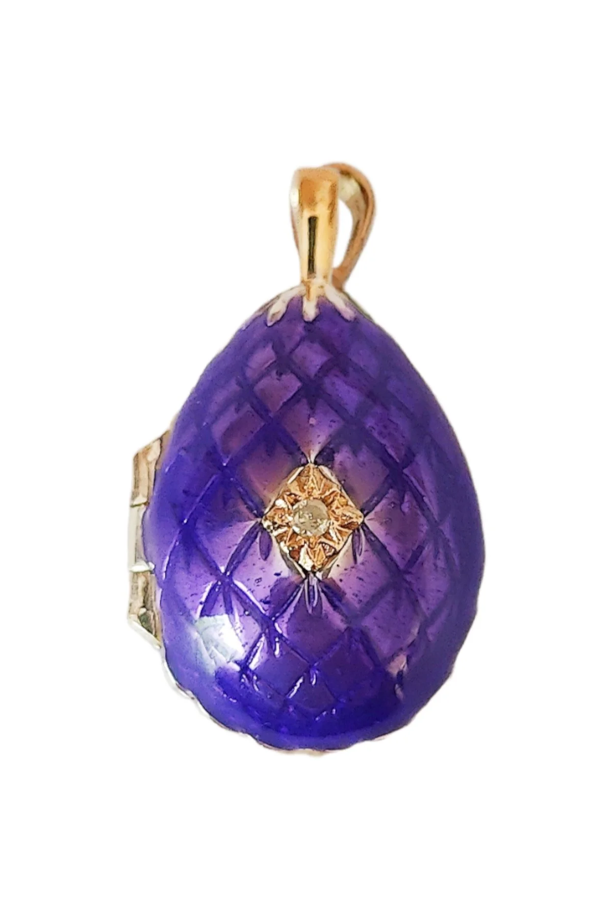 Passion Pendant TFPS956, a sterling-silver Theo Fabergé Passion Pendant with enamel.