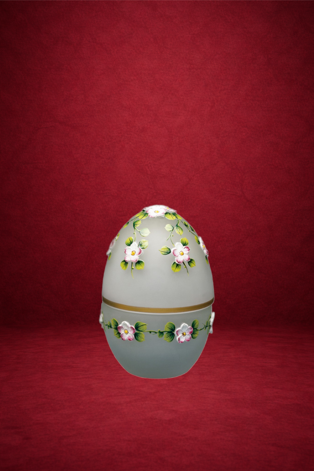 Spring Egg creation by Theo Fabergé commemorating 400 years of the Romanov dynasty.