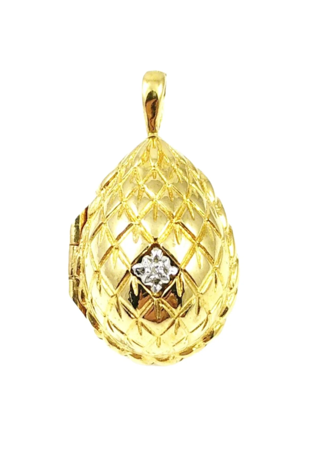 Passion Pendant TFPS901, a sterling-silver Theo Fabergé Passion Pendant with enamel.