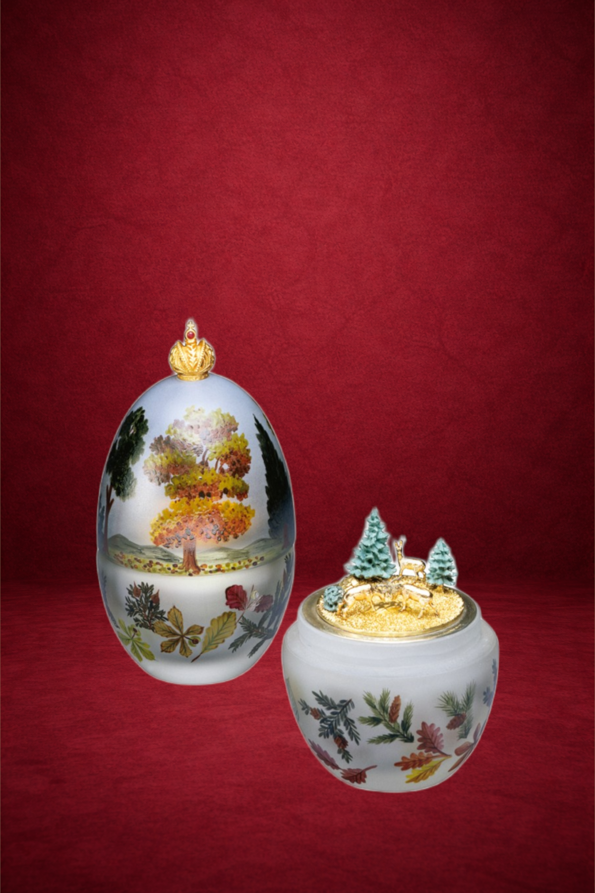 Autumn egg creation by Theo Fabergé inspired by autumn colours and natural motifs in gold and enamel.