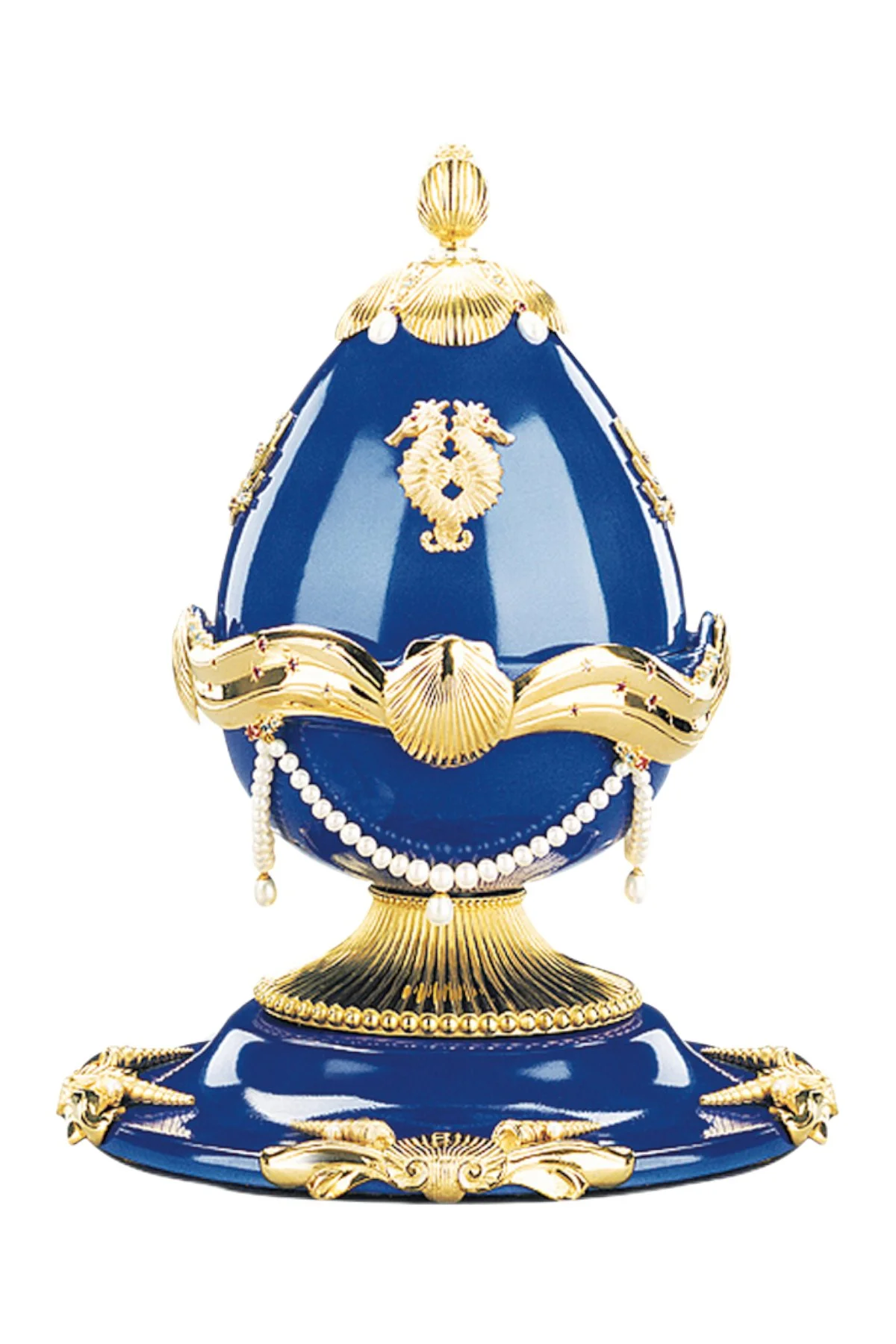The Sea Fountain Egg by Theo Fabergé, shown from the front.