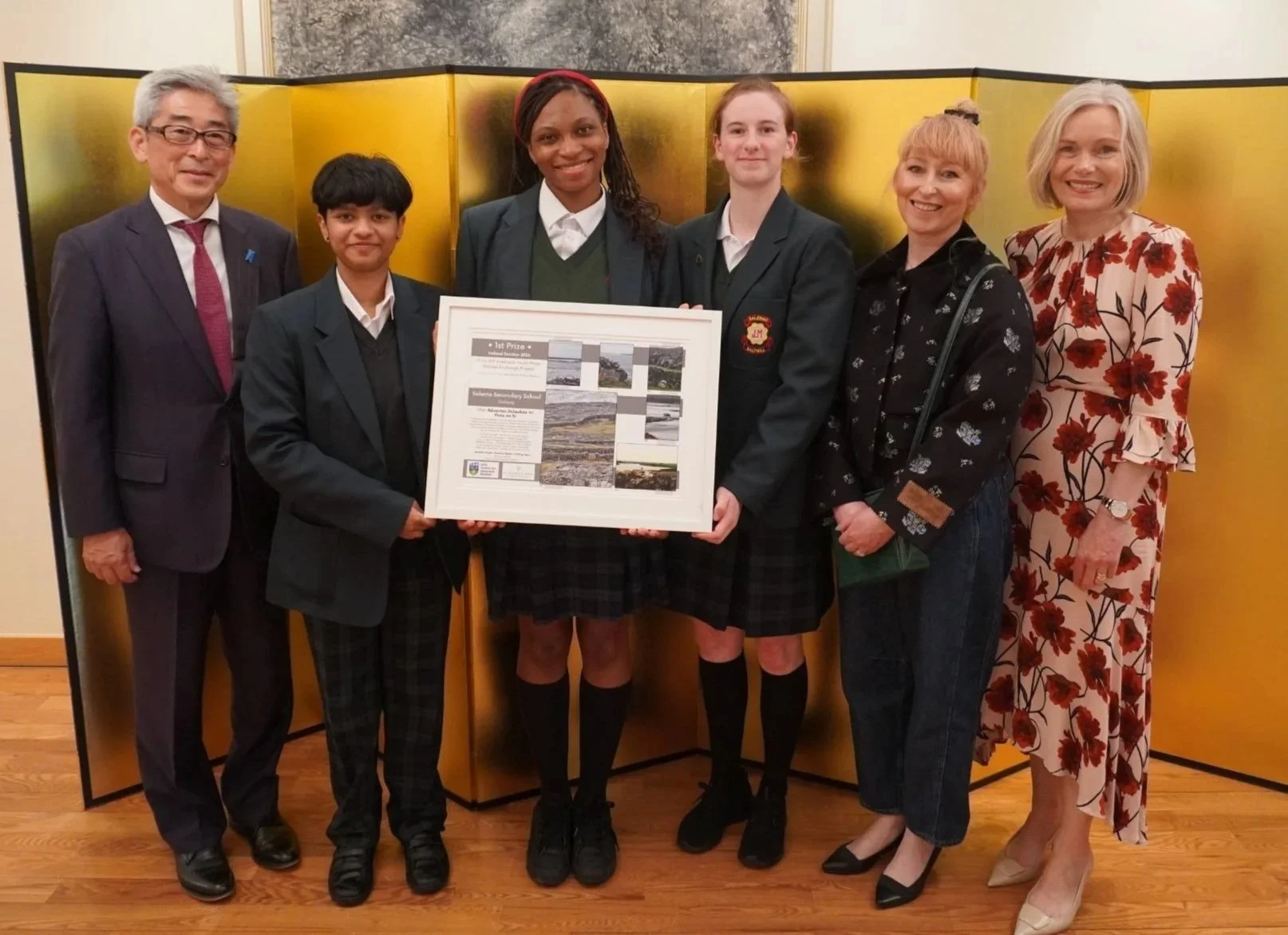Winners at Japan's International High School Student's Photo Festival Exchange 202